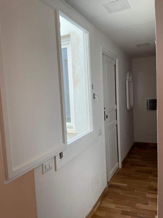 Aida Apartment กาญารี ภายนอก รูปภาพ